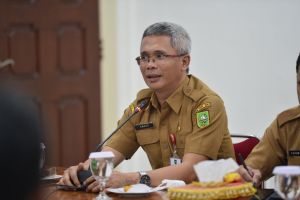 Banyak Proyek Semenisasi Dikerjakan Asal-Asalan, Patah dan Banyak Retak, Forum Keluarga Besar Kejaksaan Ancam Laporkan Kadis PU Riau