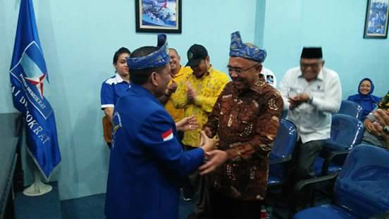 Jago Golkar , Cagub Riau Andi Rahman Juga Incar Demokrat