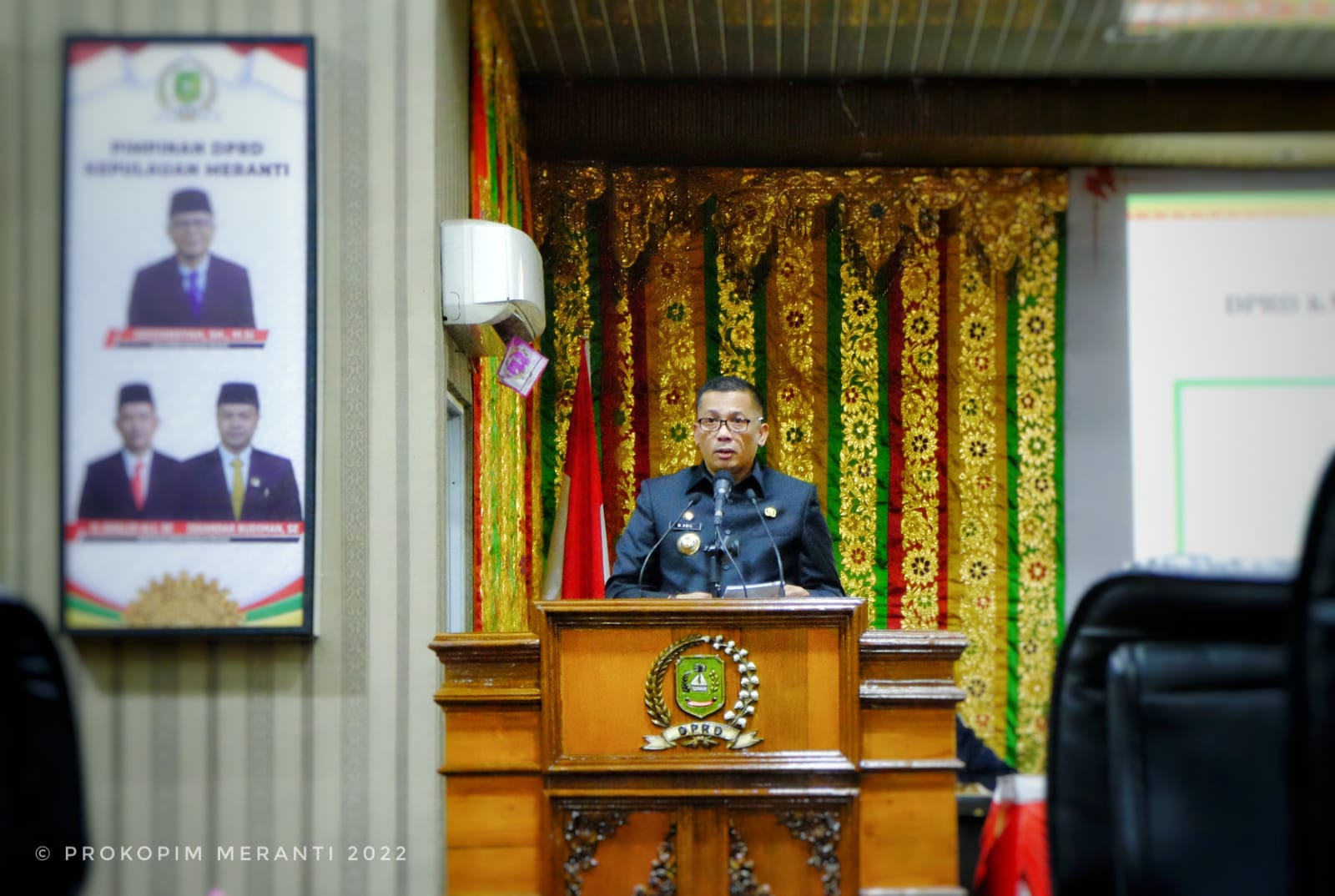 Bupati Berikan Jawaban Pandangan Fraksi di DPRD Meranti