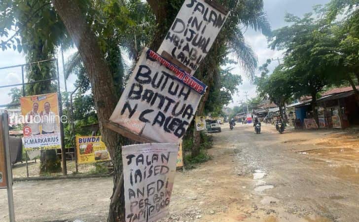 Pj Wali Kota Muflihun Mengaku Sedih Tiap Malam di WA Warga Soal Jalan Rusak