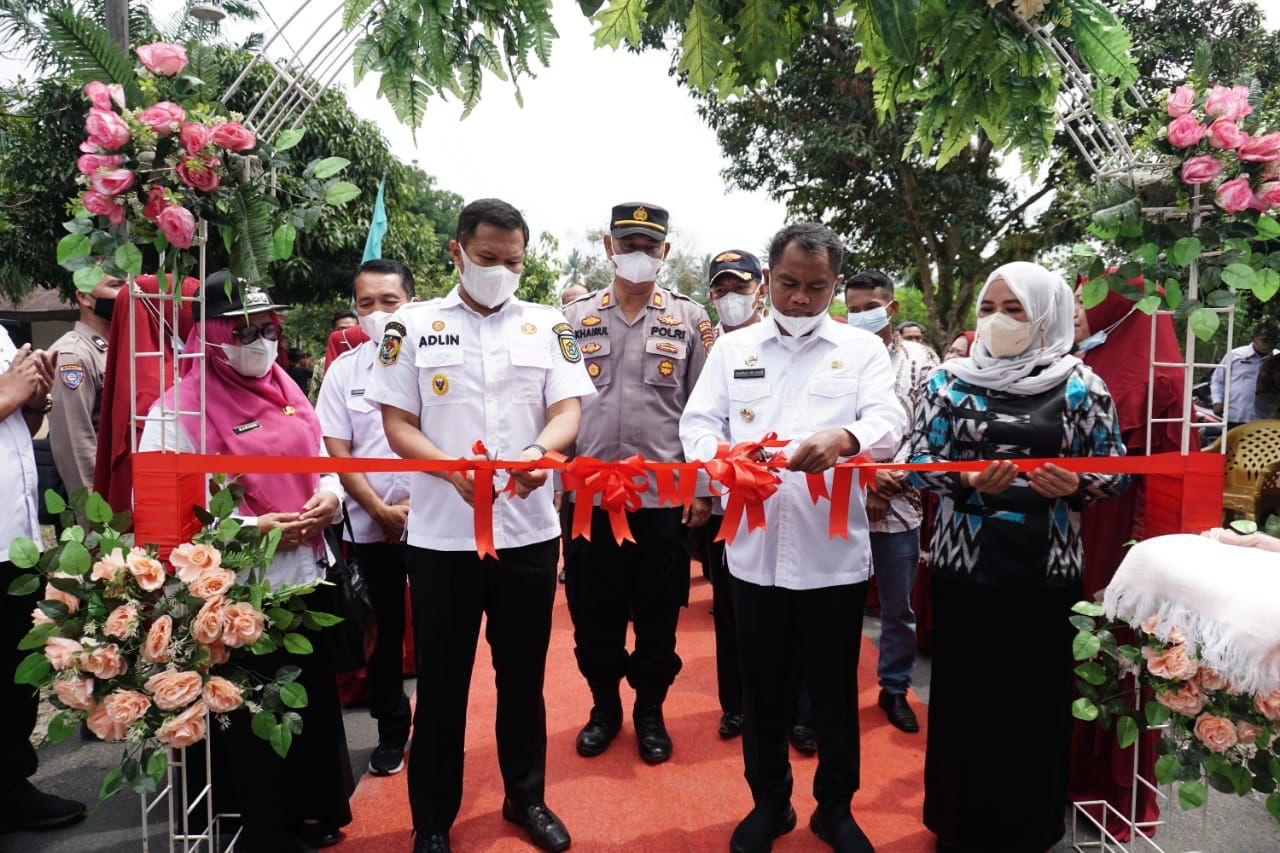 Bupati Sergai Resmikan Jalan di Bajaronggi, Ini Pesan Darma Wijaya