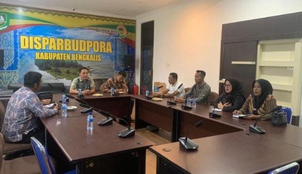 Disparbudpora Bengkalis Sambut Baik Usulan Desa Bantan Sari Kembangkan Gasing Piring sebagai Wisata Budaya