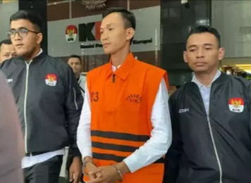 Berkas Pemerasan Eks Ajudan Abdul Wahid Lengkap, Segera Disidangkan
