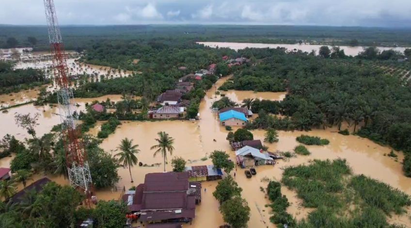 Sejumlah Wilayah Kampar Mulai Terdampak Banjir Akibat Pembukaan Pintu Waduk PLTA Koto Panjang