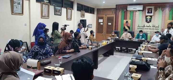 LAM, Dekranasda dan PWI Protes Motif Melayu Riau Dipatenkan Pengusaha Bandung 