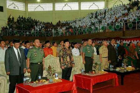 Panglima TNI Gatot Nurmantyo Beri Kuliah Umum di UIN Suska Riau