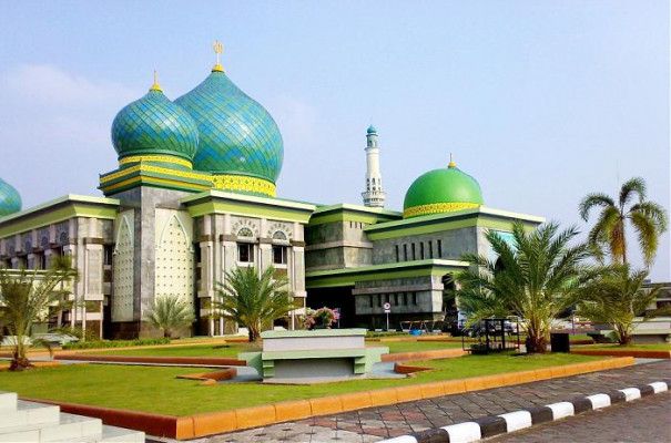 DPRD Riau Tolak Pembangunan Payung Elektrik Rp42 M di Masjid An Nur