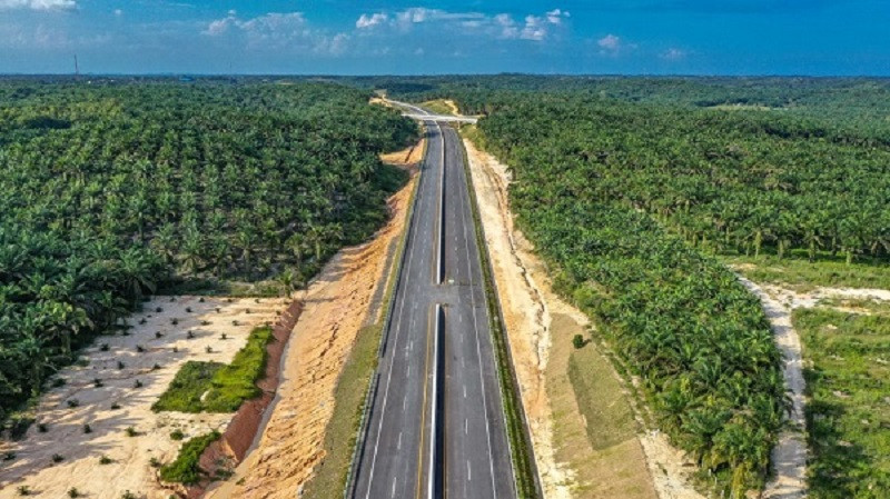 Gubri dan Gubernur Sumbar Bahas Percepatan Tol Pekanbaru-Padang