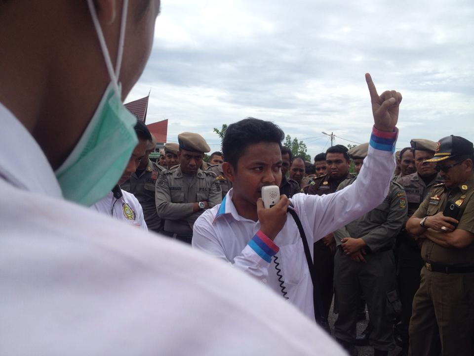 Pejabat Terduga Korupsi Pakan Ikan Kampar, Laporkan Aktivis Mahasiwa ke Polda Riau