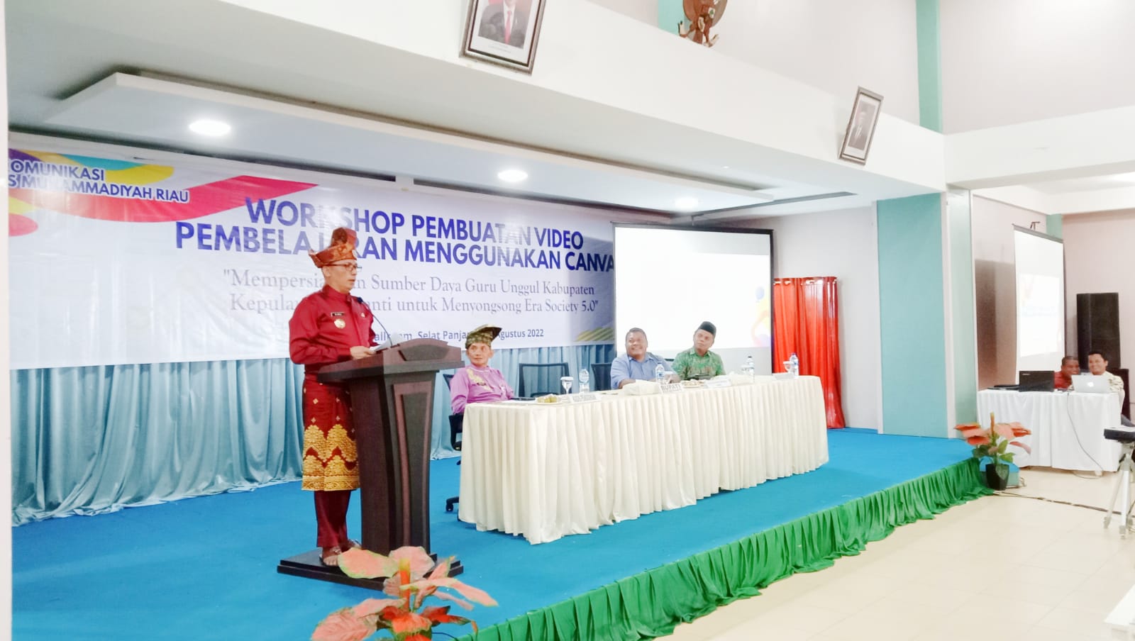Bupati HM Adil Buka Workshop Pembuatan Video Mengunakan Canva Songsong Era Society 5.0