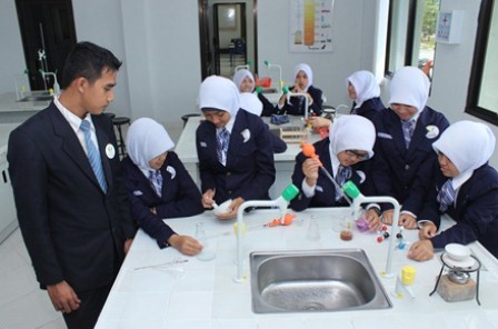 Islamic Boarding School Kunjungi DPRD Riau