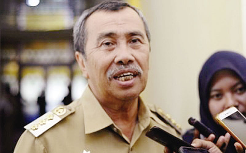 Maju Pilkada,Pimpinan DPRD Riau Tinggal Satu