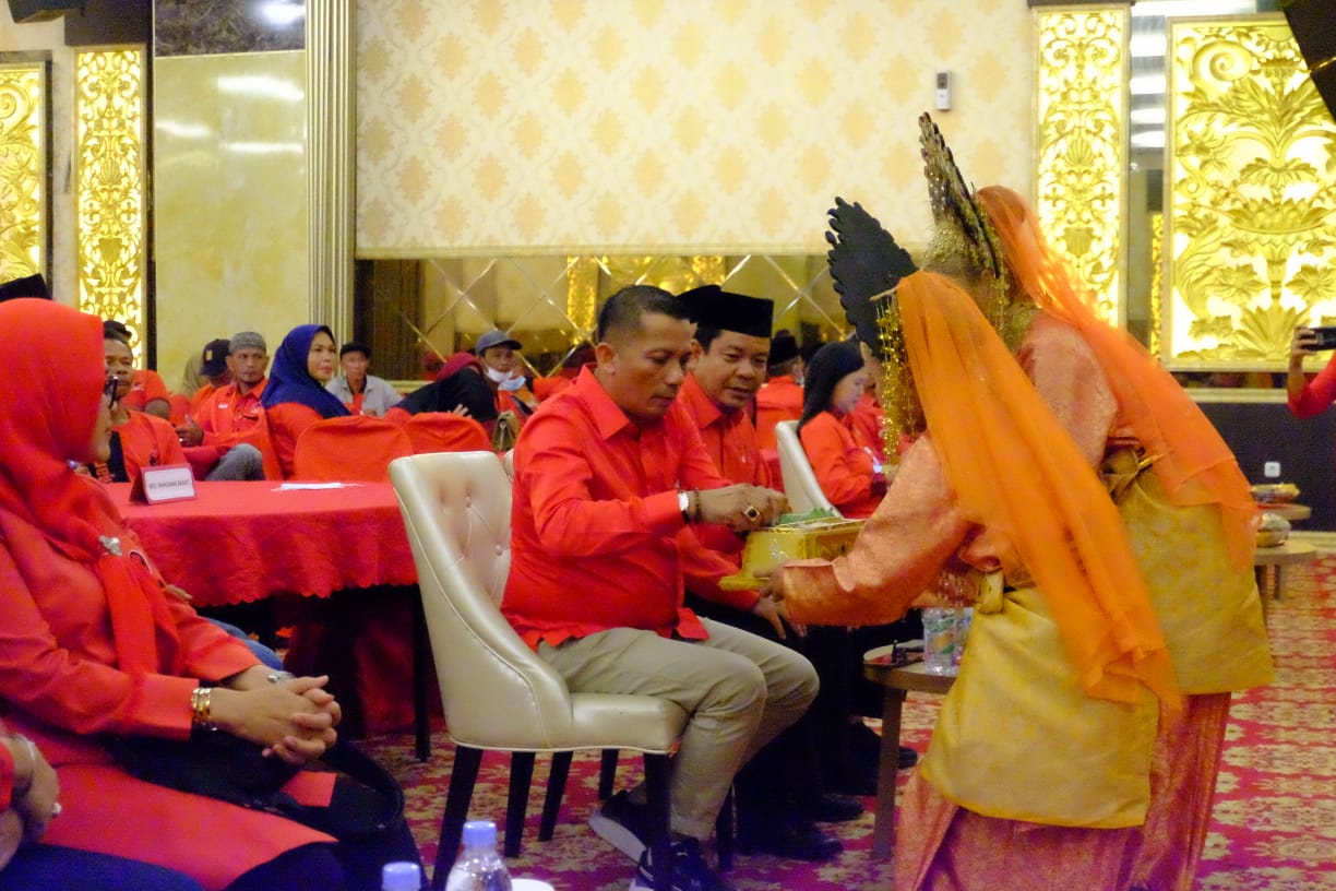 Bupati dan Wabup Meranti Hadiri Rakercab PDI Perjuangan 