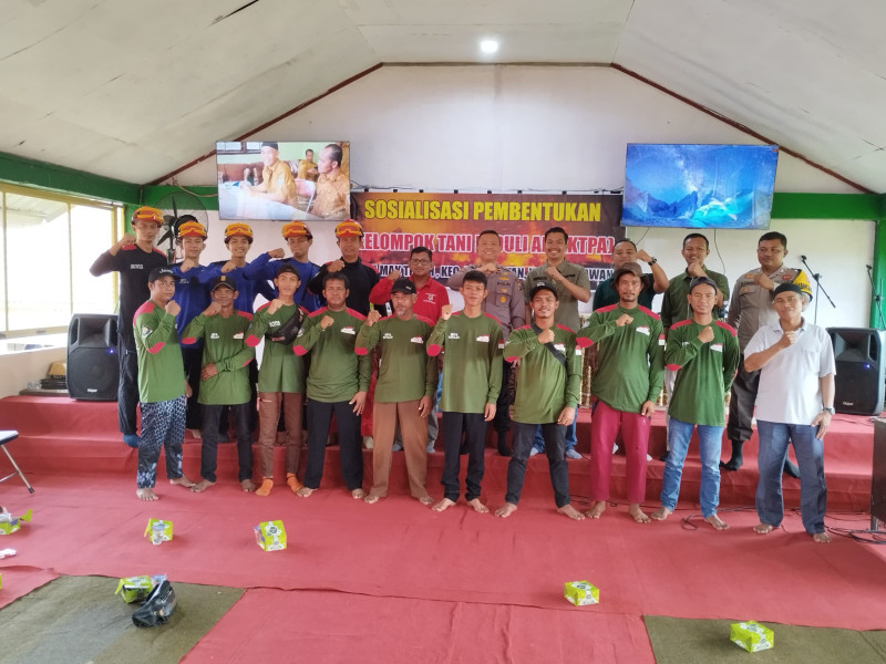 PT SLS dan Kelompok Tani Peduli Api Desa Mak Teduh Bersinergi Cegah Karhutla