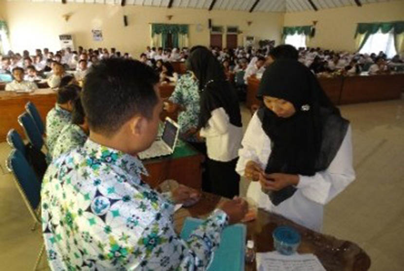 Benarkah Arisan Haram dan tak Boleh Dilakukan?