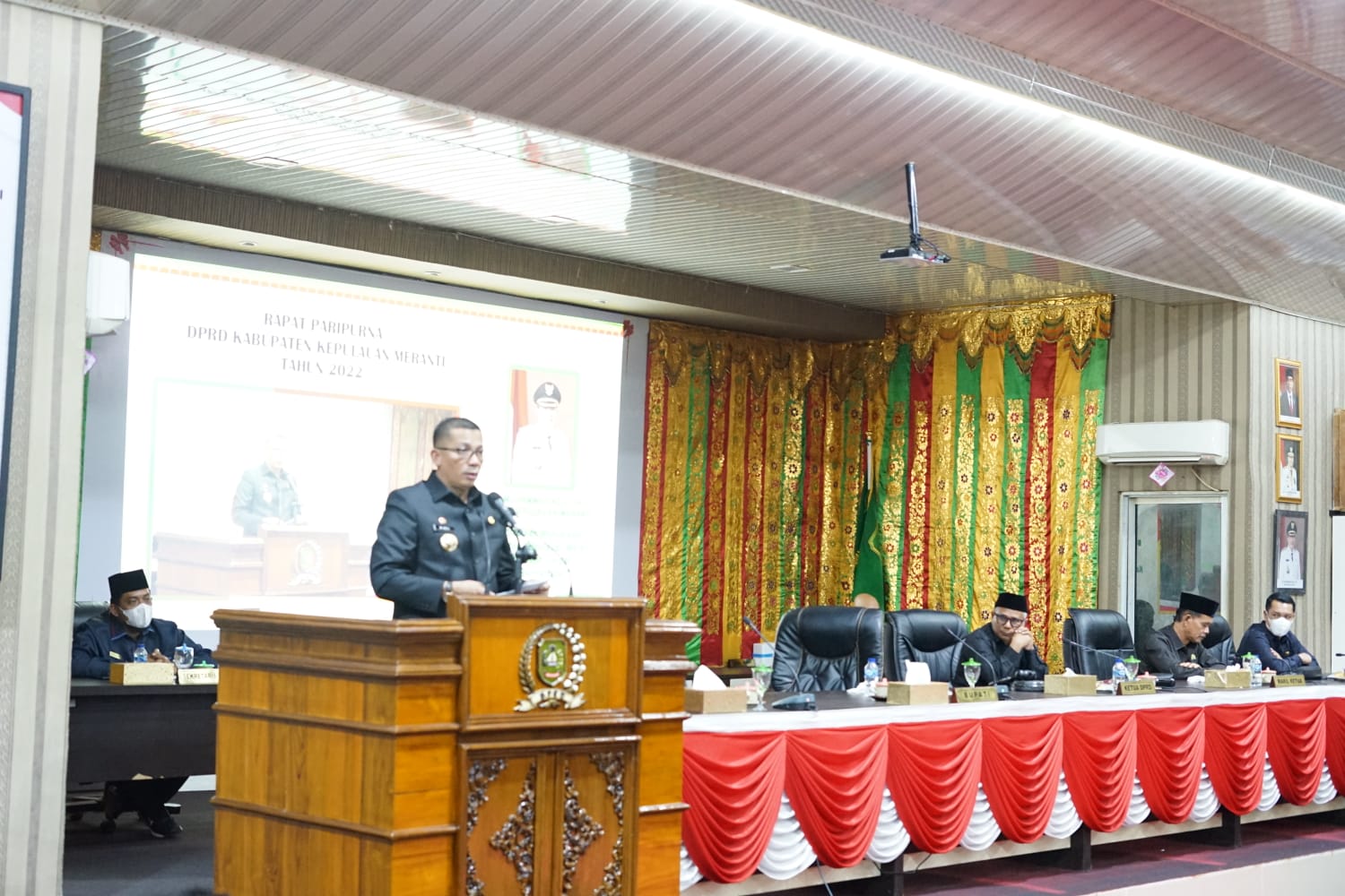 Kali Ini Bupati Berikan Berikan Jawaban Pandangan Fraksi 