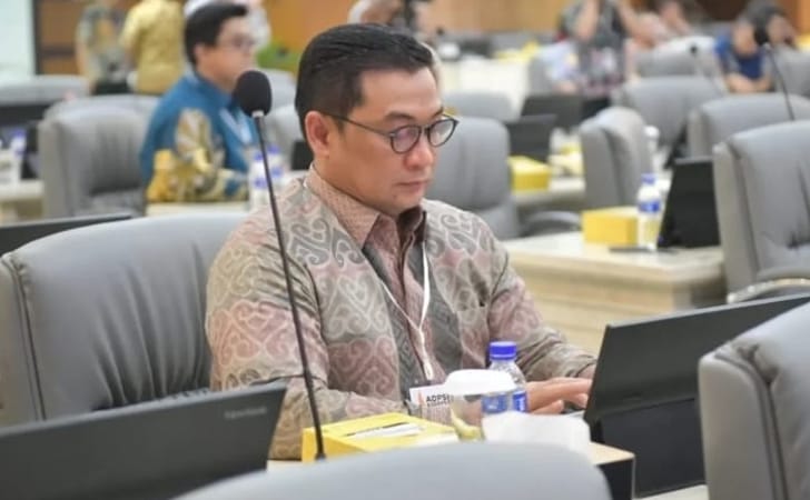 Gubernur Tunjuk 19 Plt Kepala OPD Pemprov Riau