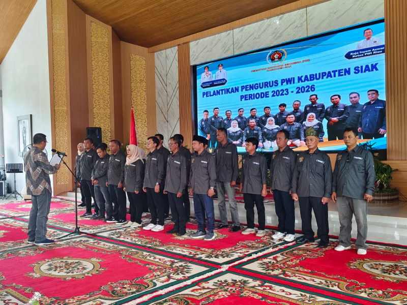 Wiwik Widaningsih dan Pengurus PWI Siak Periode 2023-2026 Resmi Dilantik