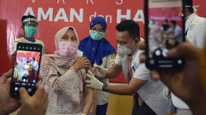 2.474 Nakes dan Tokoh di Riau Sudah Disuntik Vaksin COVID-19