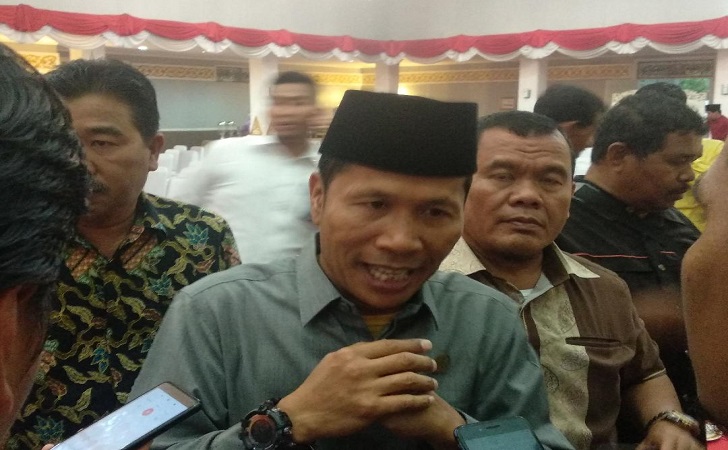 Indra Gunawan Eet Rela Lepas Jabatan Ketua DPRD Riau