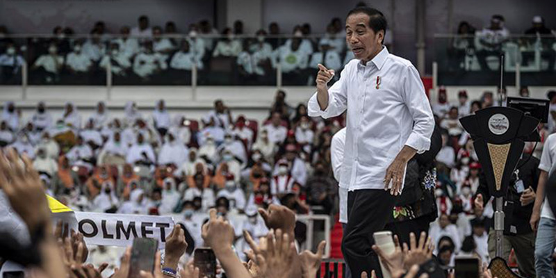 Pengamat: Rambutnya Tidak Putih Semua, Jokowi Akui Dirinya Tidak Memikirkan Rakyat