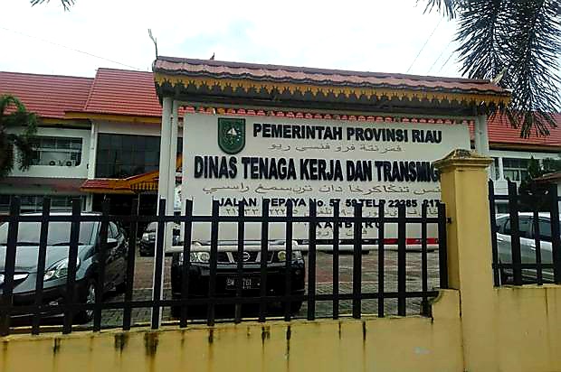 Disnaker Riau Buka Posko Pengaduan THR