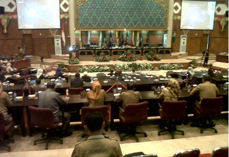 Rapat Paripurna DPRD Riau, Penyampaiannya Jawaban Kepala Daerah Terhadap Ranperda PTW