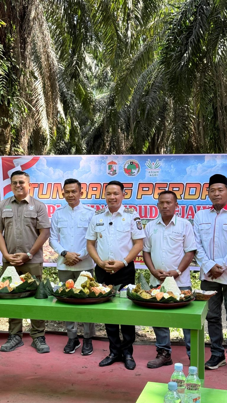 Wabup Pelalawan Hadiri Syukuran Replanting Perdana KPUD Sejahtera SP 6