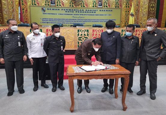 APBD-P 2021 Pekanbaru Disahkan Rp2,649 Triliun