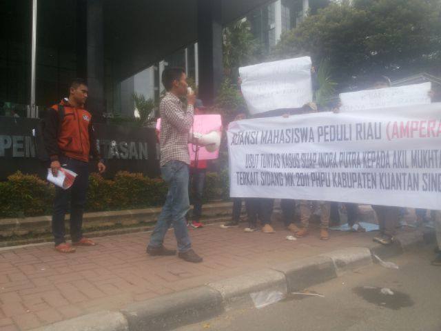 Massa AMPER Demo di Jakarta, Minta KPK Tindak Lanjuti Dugaan Korupsi di Kuansing Riau