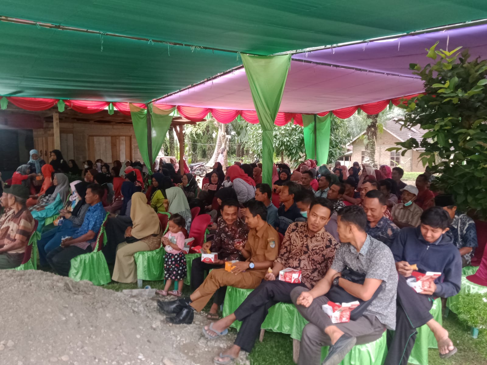 Syafaruddin Poti Reses di Desa Rambah Utama dan Desa Karya Mulya