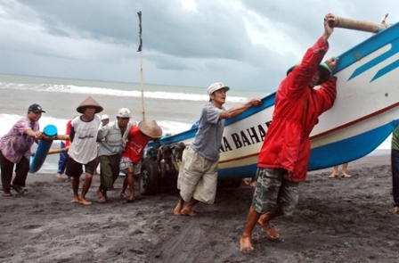 2.223 Dari 29 Ribu Nelayan Inhil Ikut Program Asuransi KKP