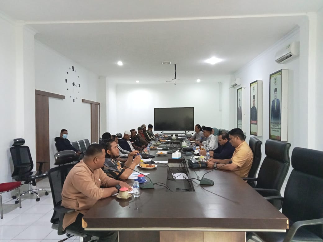 Dua Ormas Meranti Lakukan Hering Di Komisi II DPRD Terkait Persoalan Limbah Sagu Dan Ketenagakerjaan