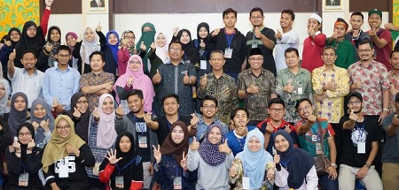 Mahasiswa UIA Malaysia Kunjungi UIR
