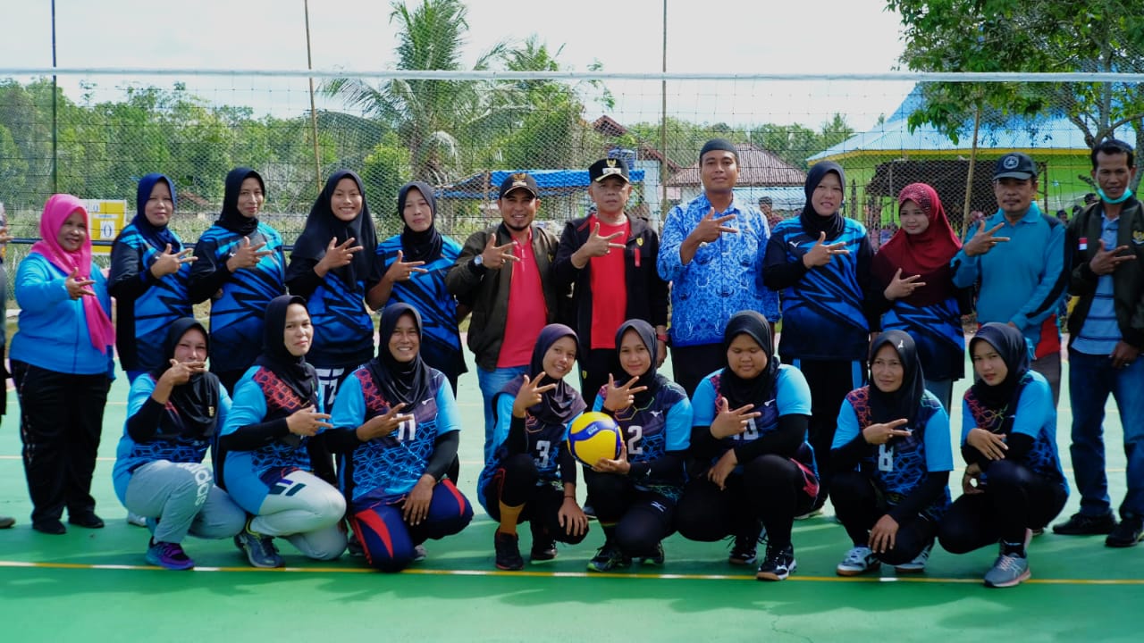 Wabup Meranti H.Asmar Buka Secara Resmi Turnamen Bola Voly Piala Sendaur Cup 1 Tahun 2022
