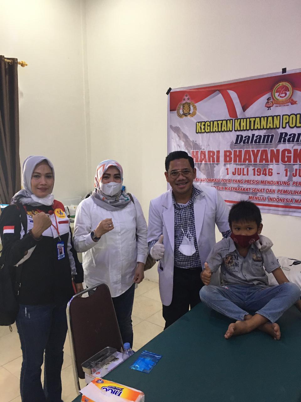 Giat Sunat Massal Polres Pelalawan bersama Komnas PA Riau berjalan lancar