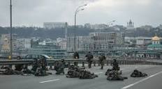 Pasukan Kian Dekati Kyiv, Ukraina-Rusia Belum Tentukan Lokasi Pertemuan