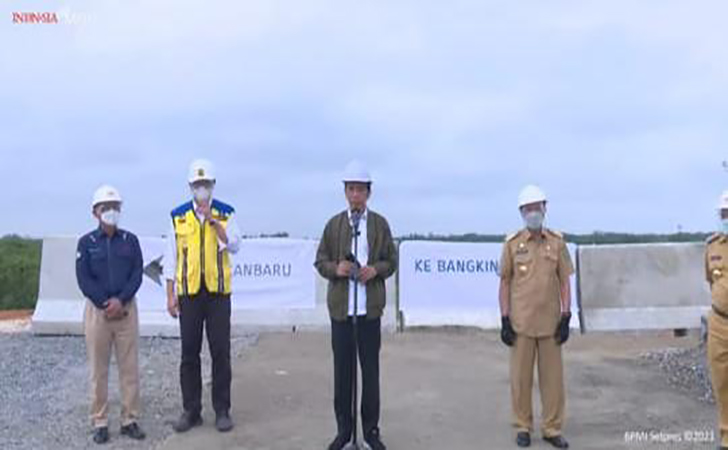 Syamsuar Gratiskan Masuk Tol Pekanbaru-Bangkinang Menuju Sumbar