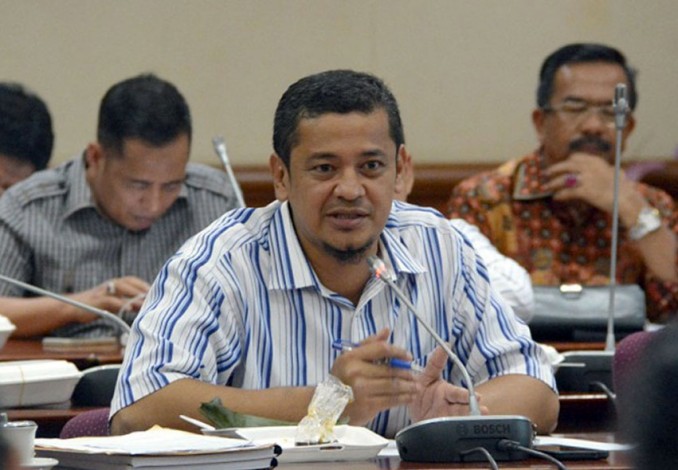 DPRD Minta Pemprov Riau Kejar Retribusi TKA