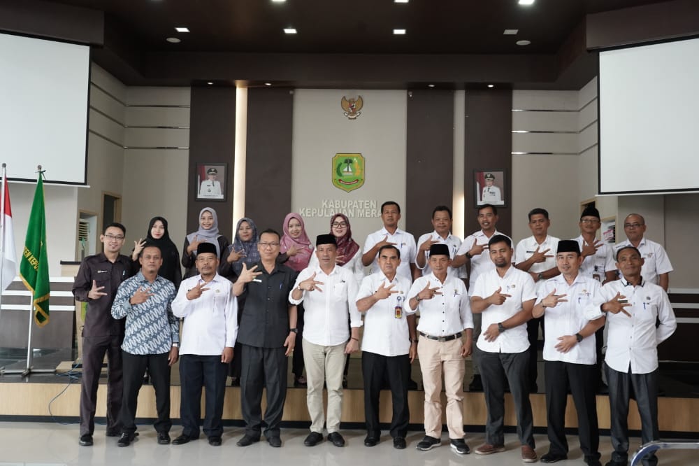 Bupati Meranti HM Adil Lakukan Mou Bersama Widya Informatika Selatpanjang