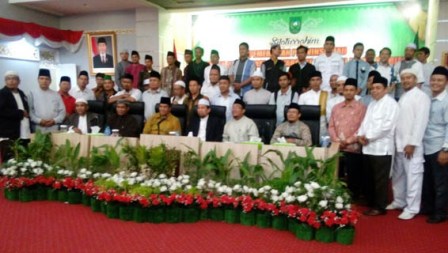 Manuver Politik Menuju Kursi Wakil Gubernur Riau