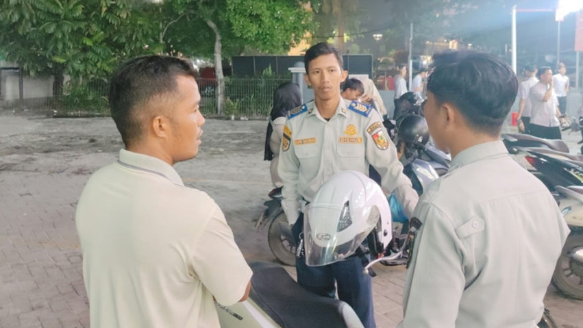 Dishub Pekanbaru Tertibkan Jukir di Indomaret Awal Bros, Kembali Lagi Bakal Diproses Polisi
