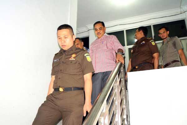 Susilo Mantan Kadisbun Riau Dituntut Sembilan Tahun Penjara