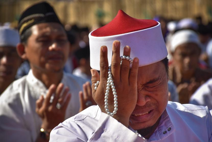 5 Manfaat Bertaubat dan 4 Syarat Taubat Hamba Diterima