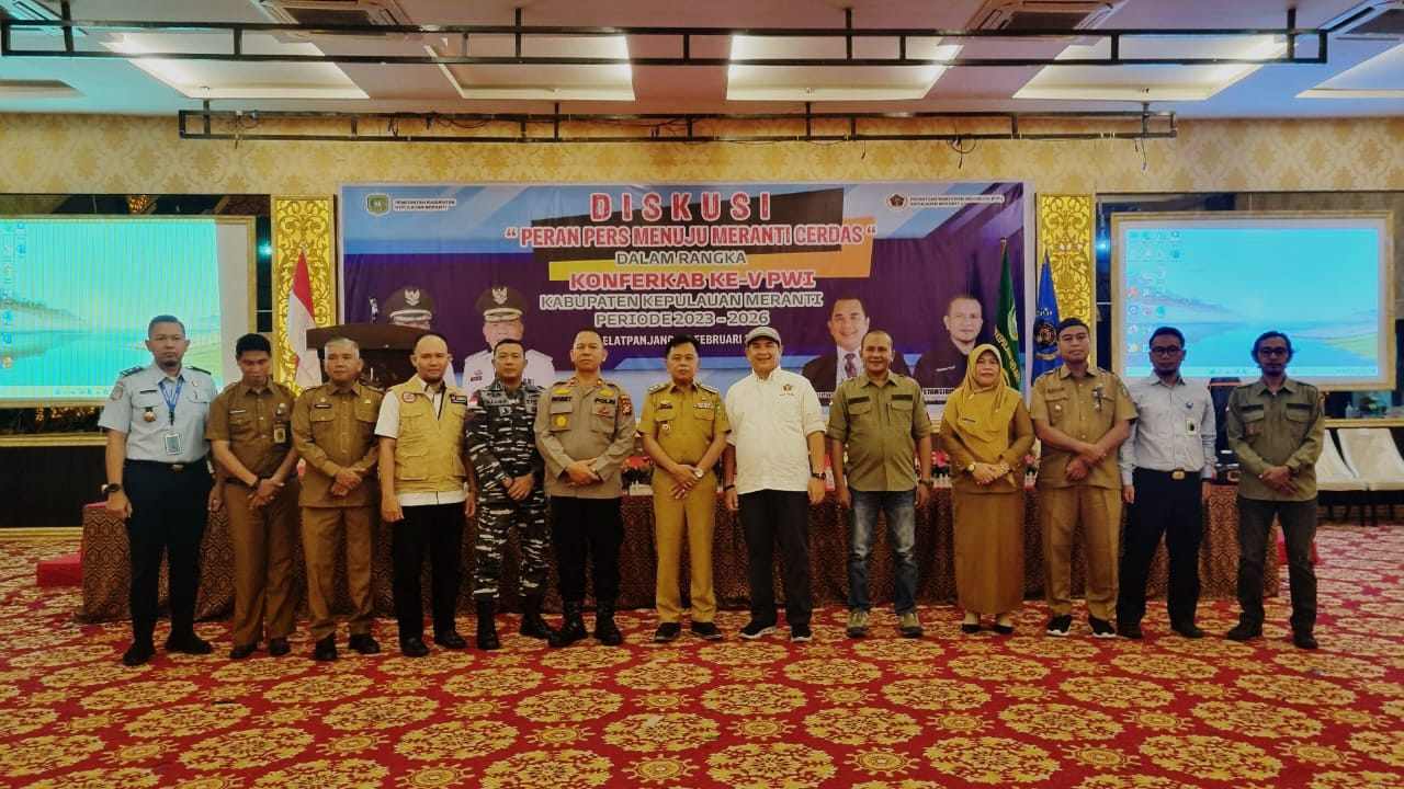 Wabup Asmar Buka secara resmi Forum diskusi, terhadap Peran Pers Menuju Meranti Cerdas