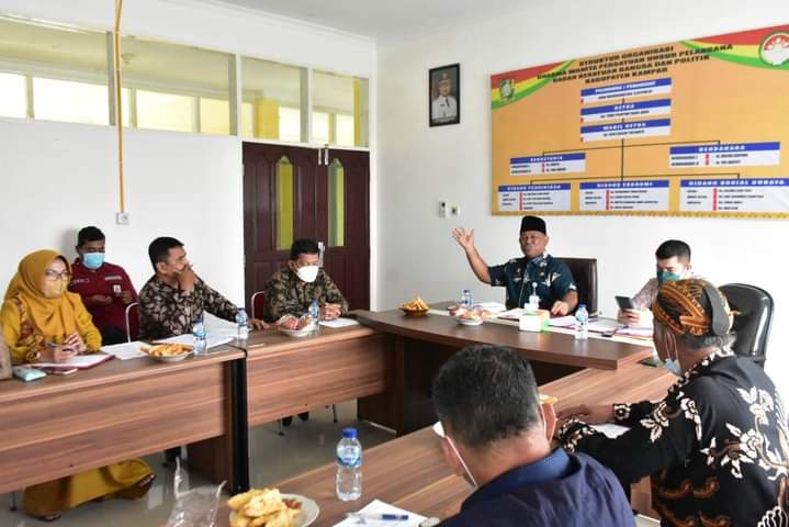 Pasca Gugurkan Cakades 'Bermotif SARA', Sekda Kampar Langsung Temui Lintas Tokoh