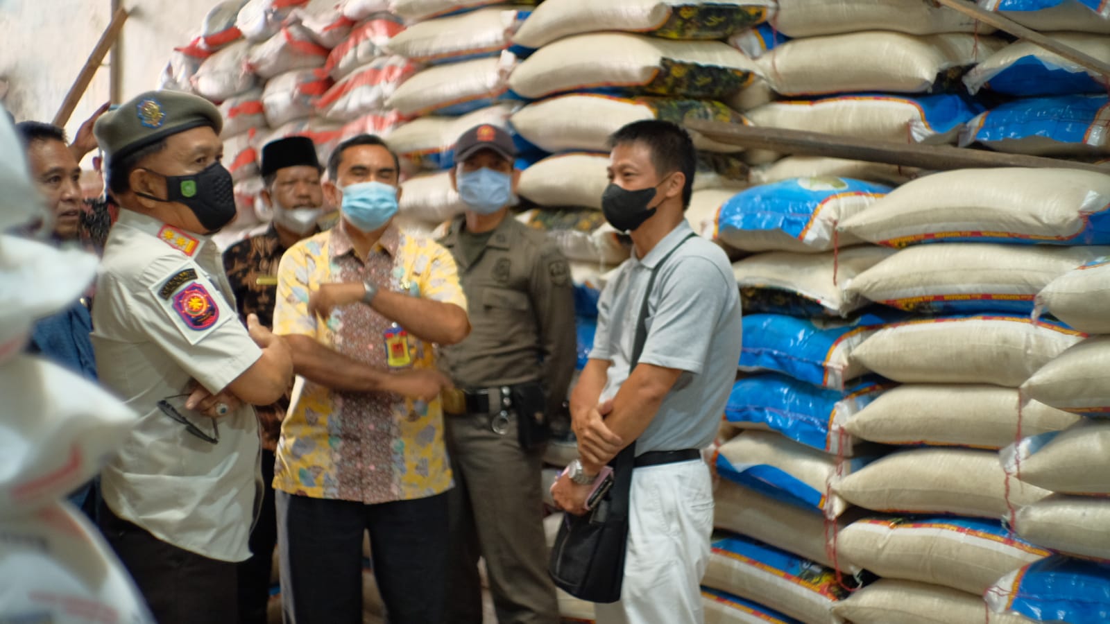 Wabup meranti pastikan Harga sembako stabil menjelang lebaran  