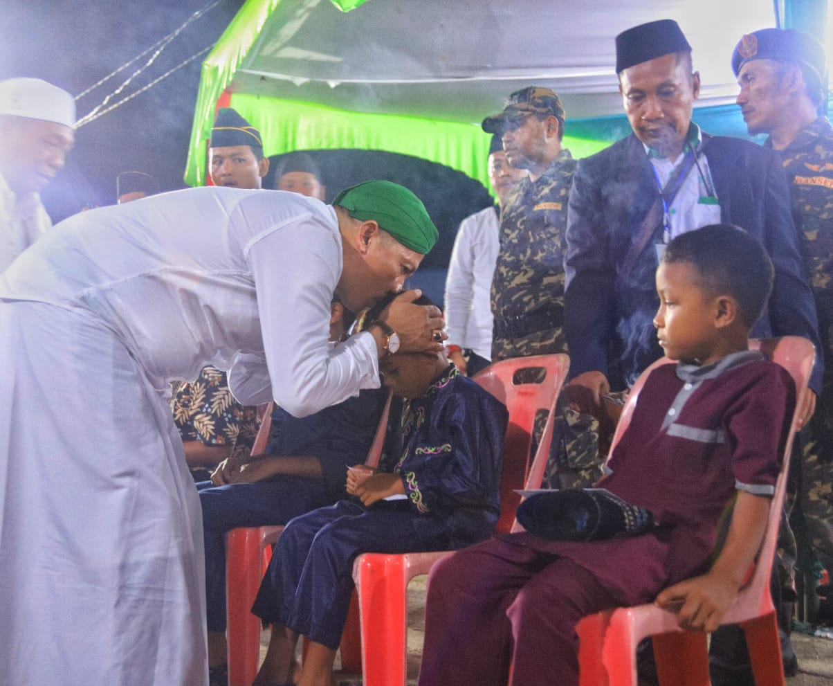 Bupati H.Muhamad Adil SH MM Hadiri Haul Masyayikh ke 44