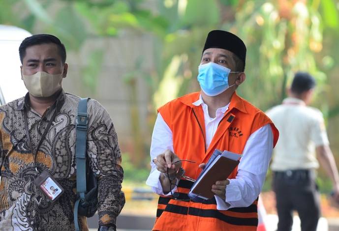 Bupati Meranti Nonaktif akan Ditahan di Rutan Pekanbaru