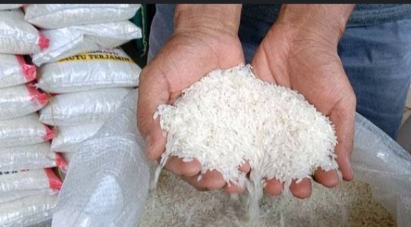 Gerak Cepat Disprindag dan Satpol PP Meranti Tepis terkait isu beredar di Duga Beras Plastik.